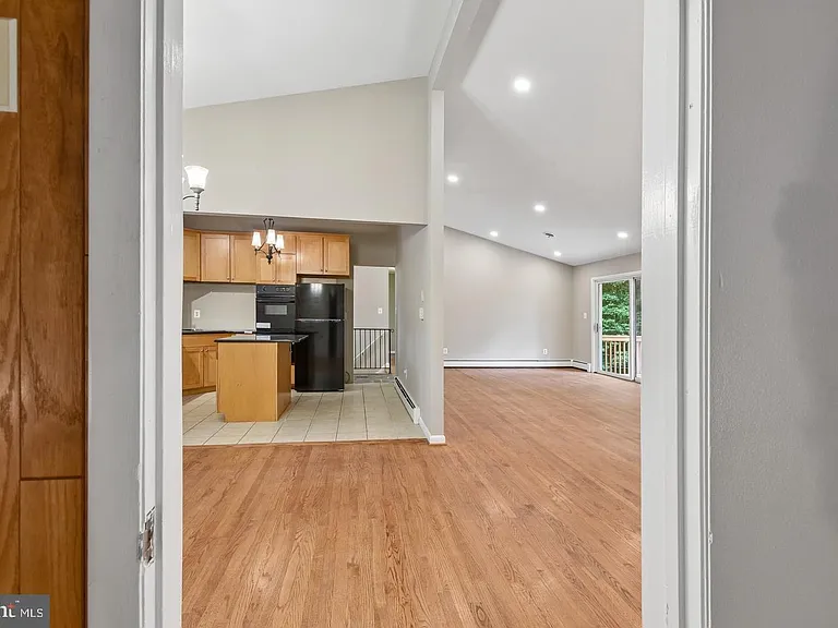 10206 Green Clover Ct — Photo 9