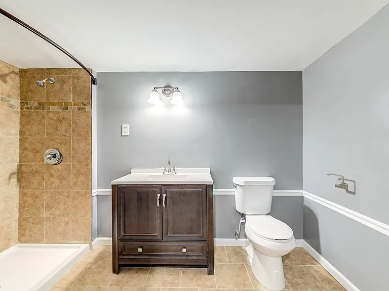 1140 Collingwood Dr — Photo 30