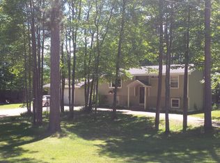 4691 17th Rd, Escanaba, MI 49829