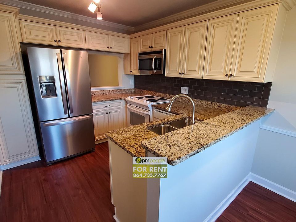 1st image of 2808 E North St Unit 8