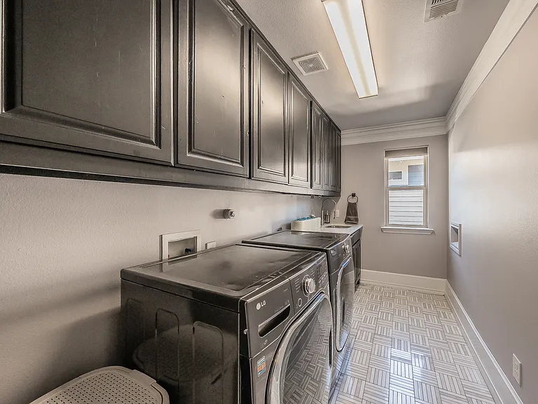 5543 Miller Ave — Photo 34