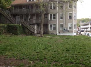 80 Chestnut St APT 5, Norwich, CT 06360