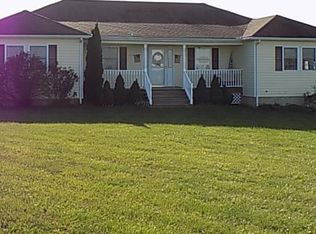 7207 Bridgeport Rd, Maysville, KY 41056