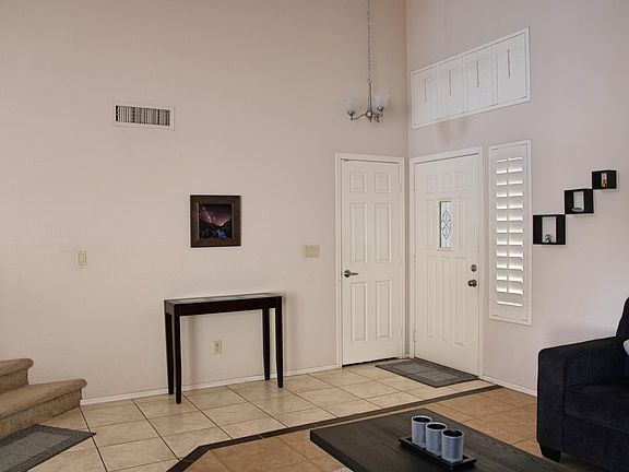 4th image of 10665 N 129th St