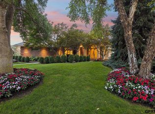 18421 Shadow Ridge Dr, Omaha, NE 68130