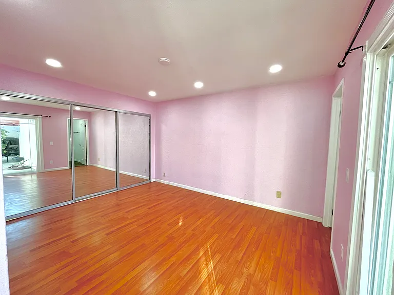 33067 Lake Michigan St — Photo 14