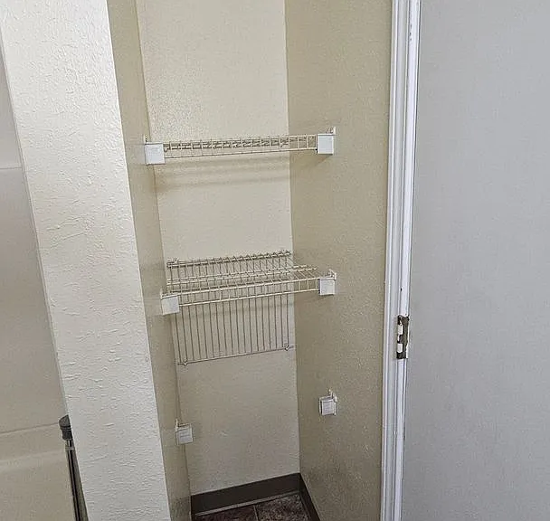 Birchwood Apartments — Photo 4