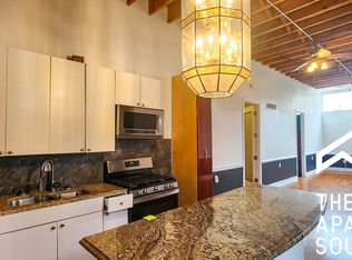 1016 W Cullerton St APT 1F, Chicago, IL 60608