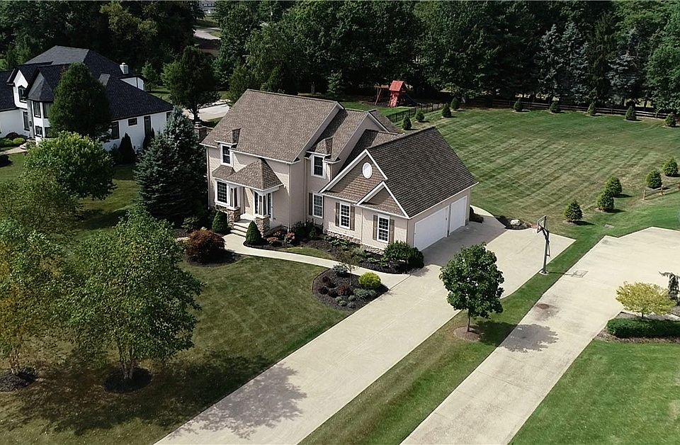 2398 Pine Valley Dr, Willoughby Hills, OH 44094 Zillow