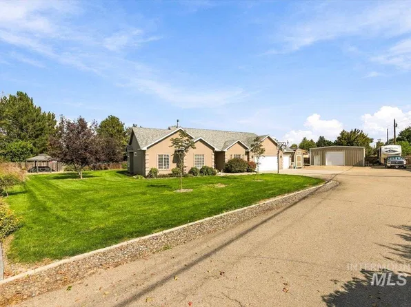 1915 Meadow Ave, Caldwell, ID 83605