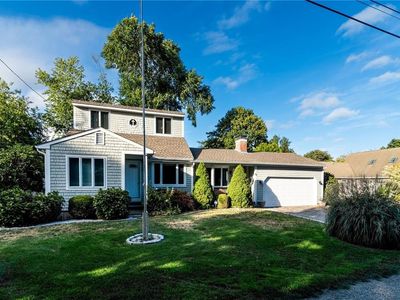 56 Thomas St, Charlestown, RI, 02813