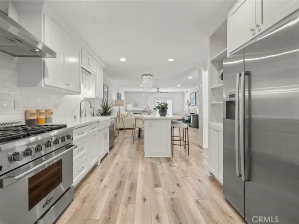 2332 Vista Huerta, Newport Beach, CA 92660