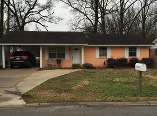 1808 12th Ave N, Columbus, MS 39701