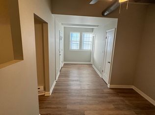27 N Brainard Ave #2, La Grange, IL 60525