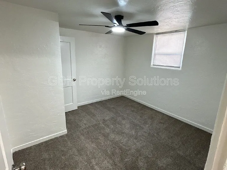 3209 Burton Ave SE #3219-1/2 — Photo 12