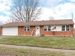 7121 Saffron Dr, Dayton, OH 45424