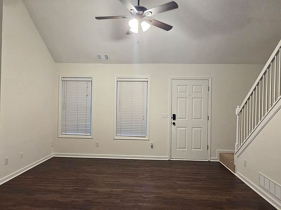 3rd image of 172 Stoneforest Dr