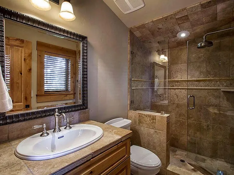 8580 Kilbarchan Ct — Photo 14