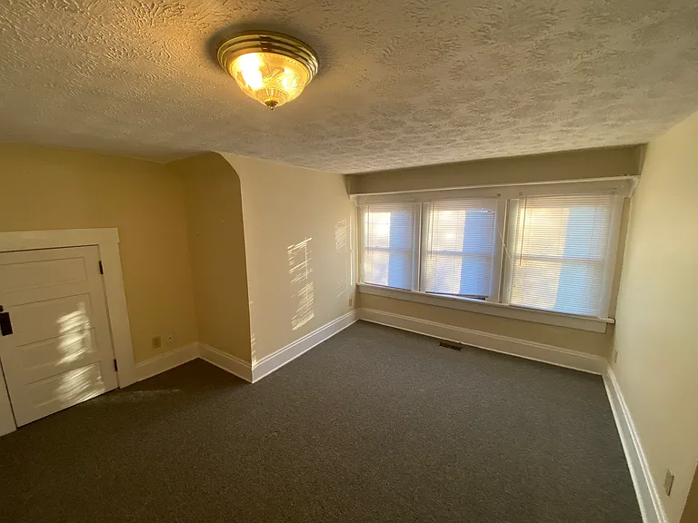 38 E 12th Ave #1 — Photo 21