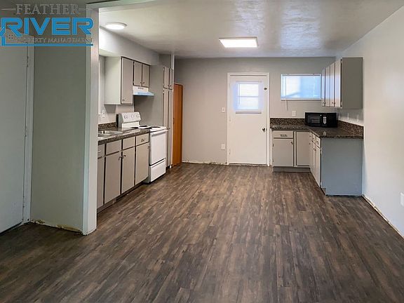 5th image of 6065 Park Ave