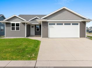 1739 Honor St, Neenah, WI 54956