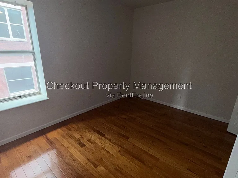 5535 Pershing Ave #22 — Photo 5
