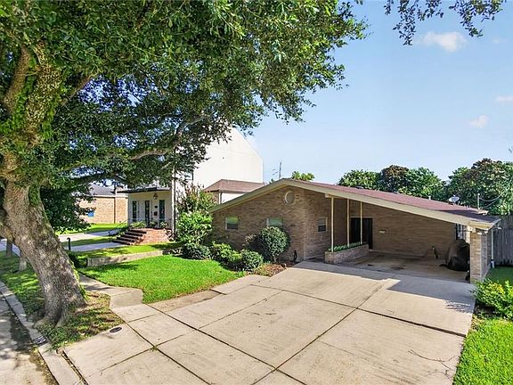3rd image of 319 Sharon Dr