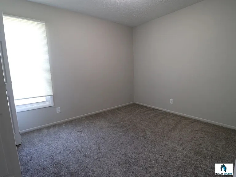 2252 W Street — Photo 8