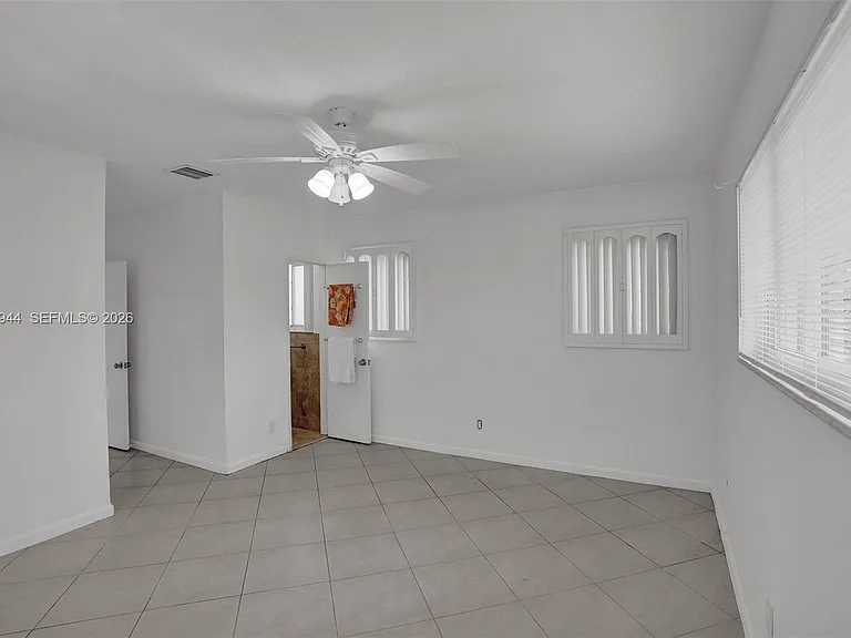 8851 Byron Ave — Photo 27