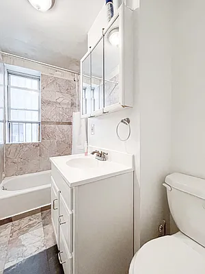 Rented by Urban Real Estate Property Group Inc | media 5