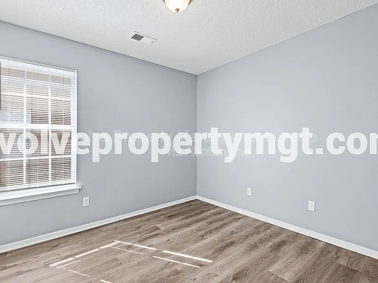 5806 Ashridge Pl — Photo 18