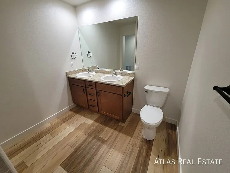 829 S Laurue Dr — Photo 7