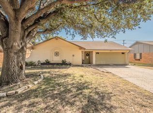 4108 Longleaf Ln, Fort Worth, TX 76137