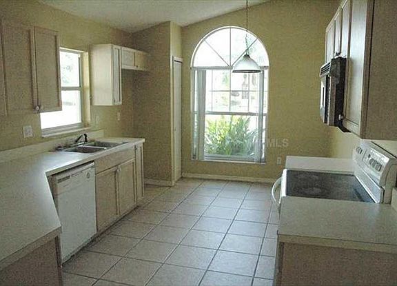 4th image of 4393 Creekside Blvd