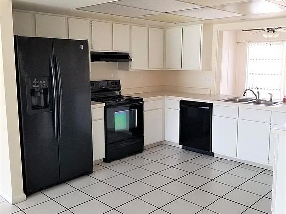 3rd image of 4607 Skyline Blvd APT A