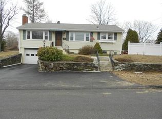 1 Pickering St, Auburn, MA 01501