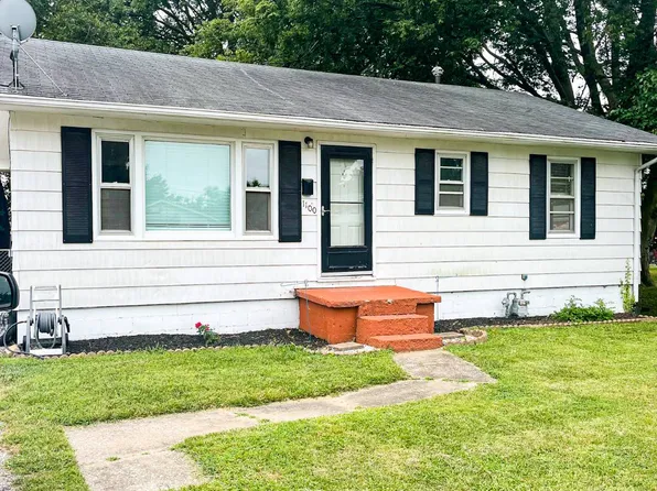 1100 W Exchange St, Jerseyville, IL 62052