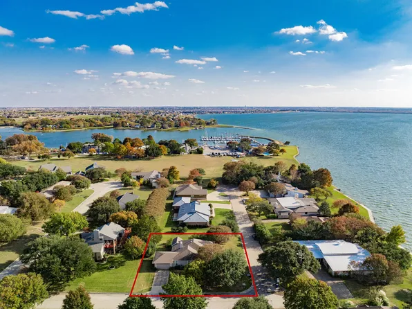 116 James Dr, Heath, TX 75032