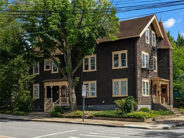 166 Summit St, Pawtucket, RI 02860