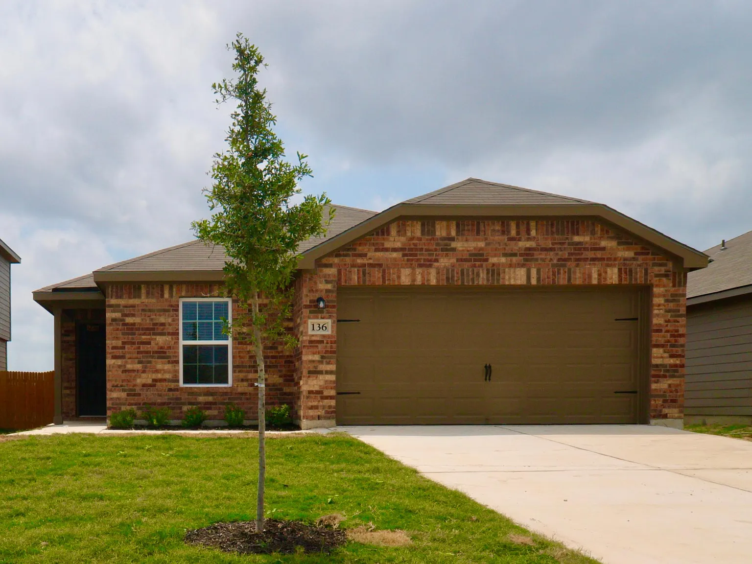 4 bed, 1794 sqft, $1,725 — Photo 2