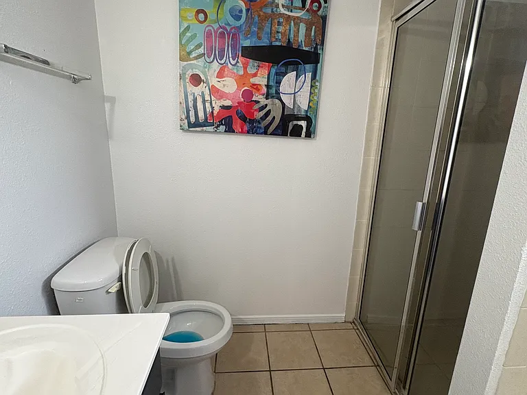 14724 Calhoun Dr — Photo 9