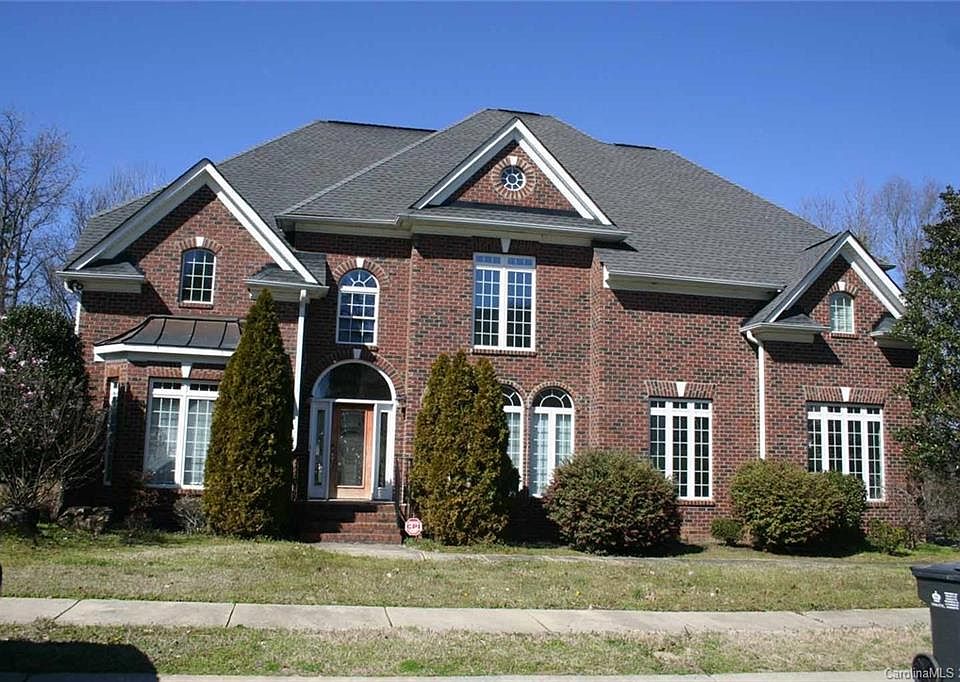 1st image of 1318 Bershire Ln