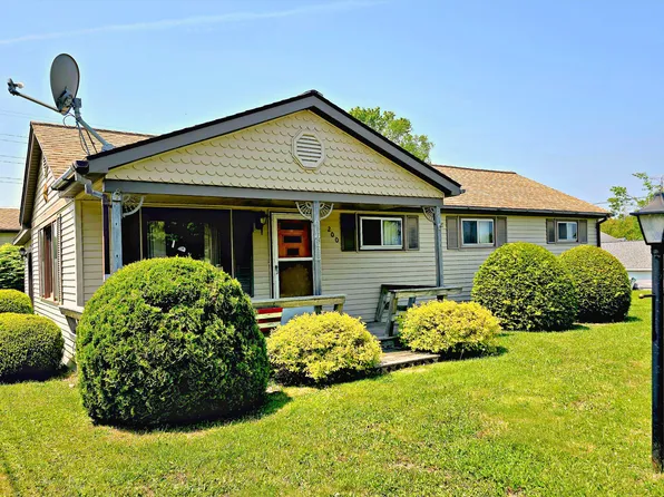 200 1st St, Saint Ignace, MI 49781