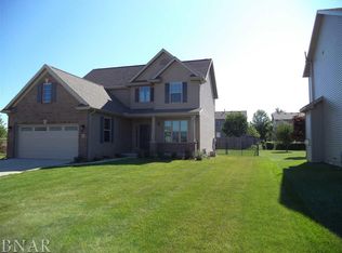 4 Shaunessey Ct, Bloomington, IL 61704