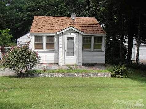 1st image of 11 Oakmont Ave