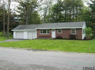 20 Links Ave, Hadley, NY 12835