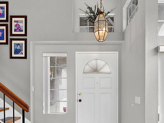 3rd image of 13484 Chelly Ct