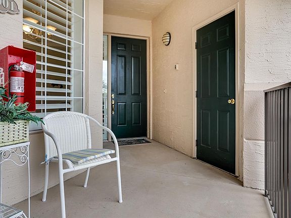 2nd image of 1001 Royal Troon Ln