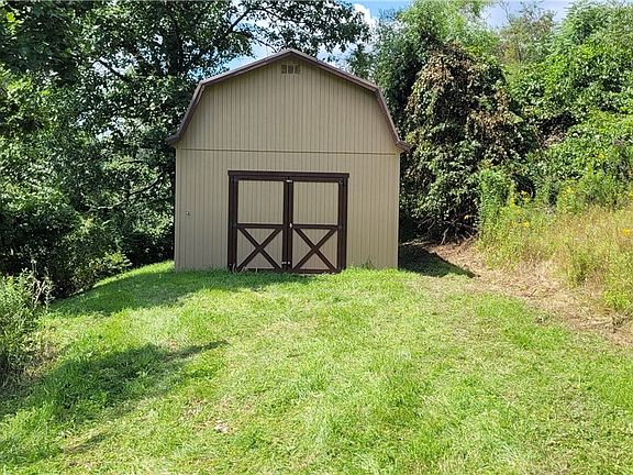 5th image of 37760 Tappan Scio Rd