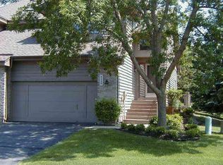 6265 Sequoia Cir, Eden Prairie, MN 55346